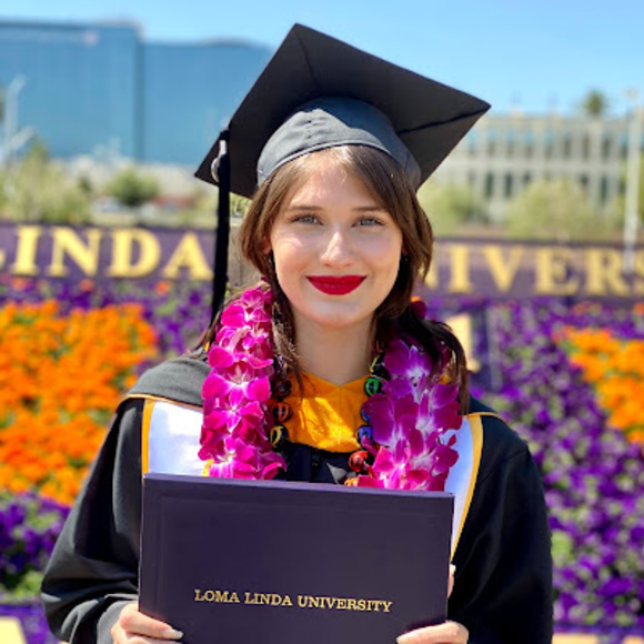 Meet your Posher, Olivia - Picture 1 of 1